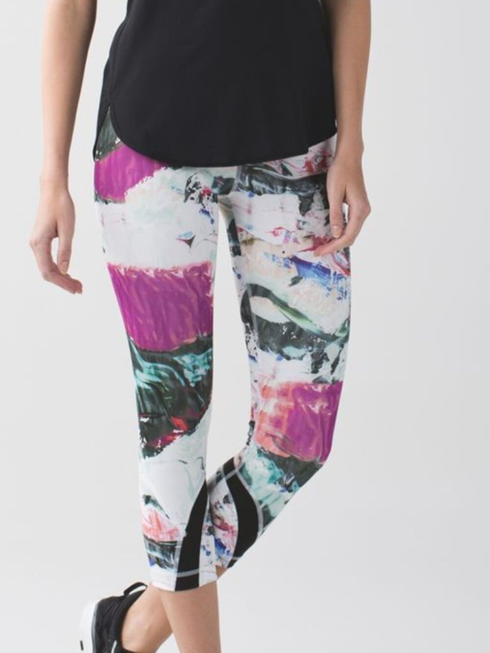 Lululemon Inspire Crop Pigment Wave Multi sz10